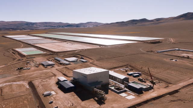 리튬 추출 공장 및 리튬 염수 저장 시설이 있는 아르헨티나 리튬 데모플랜트 전경./사진 제공=포스코