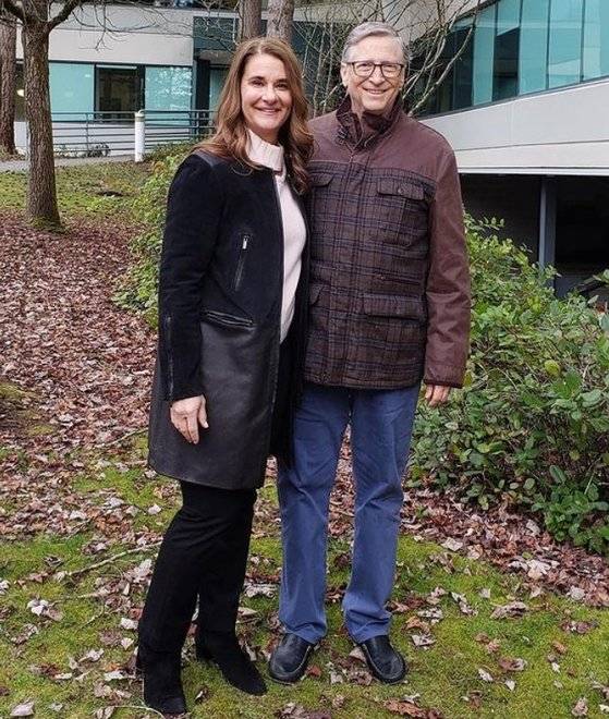 이혼을 발표한 멀린다와 빌 게이츠. [멀린다 인스타 캡처]