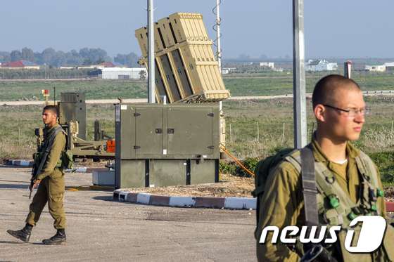 이스라엘 미사일 요격시스템인 '아이언돔' © AFP=뉴스1