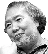 김택근 시인·작가