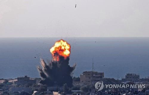 이스라엘군의 가자지구 공습 [AFP=연합뉴스]