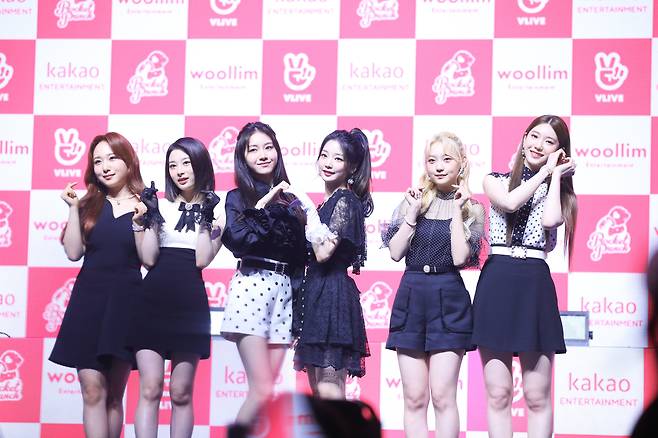 Members of Rocket Punch pose for picture at a media event conducted on May 17 in Seoul. (Woollim Entertainment)