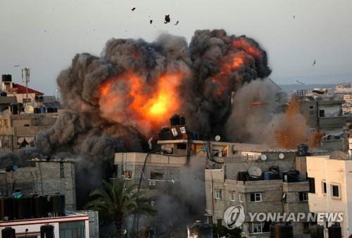 이스라엘의 팔레스타인 가자지구 폭격 [AFP=연합뉴스자료사진]