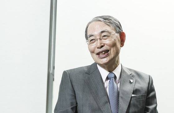 국제형사재판소 소장을 지낸 송상현 서울대 명예교수가 지난달 27일 서울 마포구 창전동 유니세프 한국위원회에서 중앙일보와 인터뷰하고 있는 모습. 김경록 기자