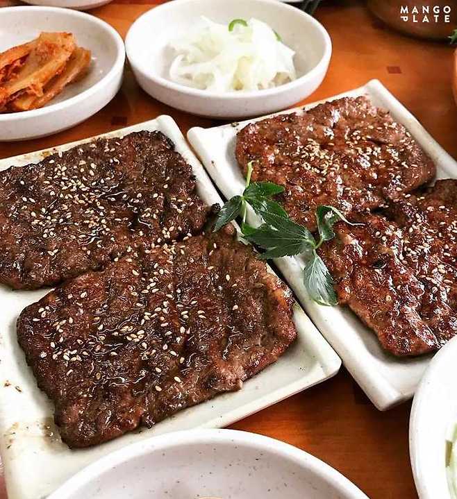 출처: Instagram @avec_world