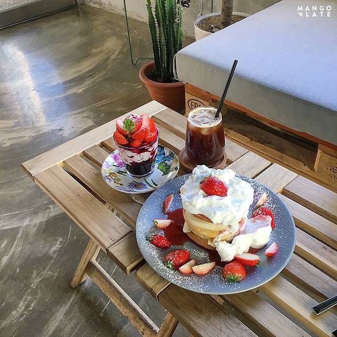 출처: Instagram @zzi_bak2