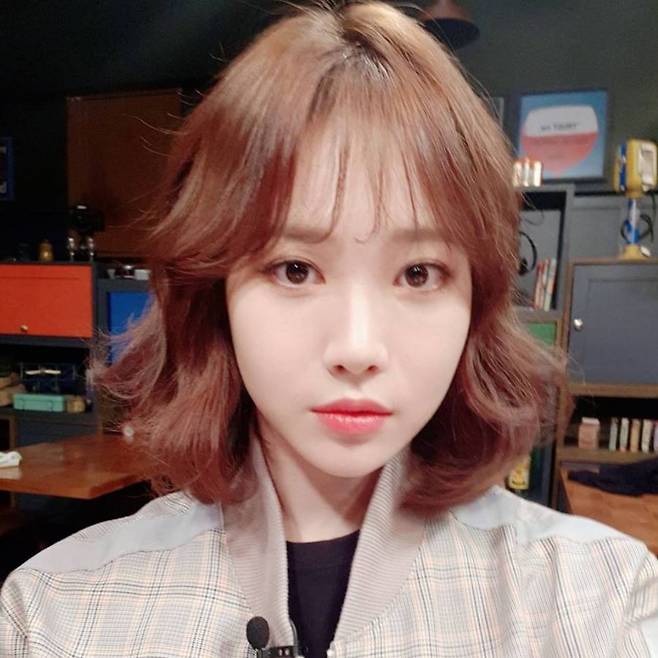 출처: 유라 인스타그램