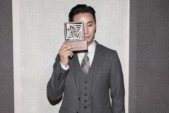 출처: 키이스트