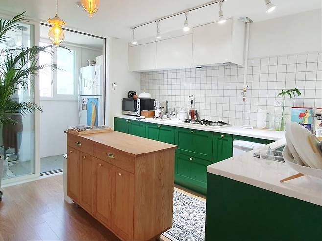 출처: <벽타일><레일조명><아일랜드장> 등 제품정보 모아보기(▲이미지클릭)