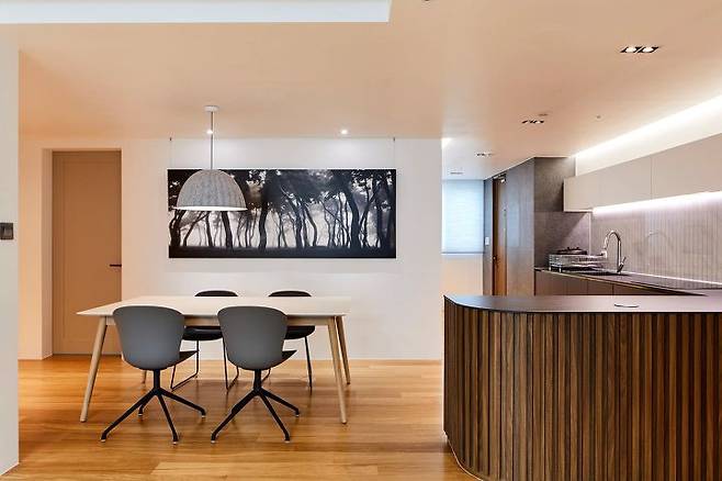 출처: <의자><조명> 등 제품정보 모아보기(▲이미지클릭)