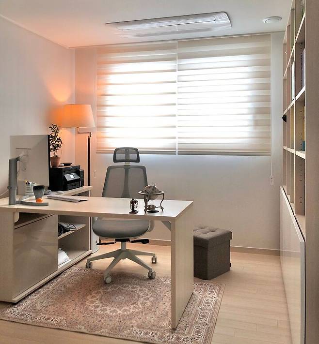 출처: <책상><의자><책장> 등 제품정보 모아보기(▲이미지클릭)