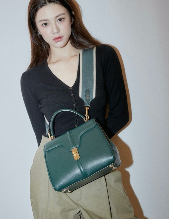 출처: 고윤정 인스타그램