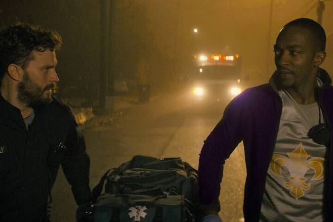 출처: 영화 <싱크로닉> ⓒ (주)제이앤씨미디어그룹