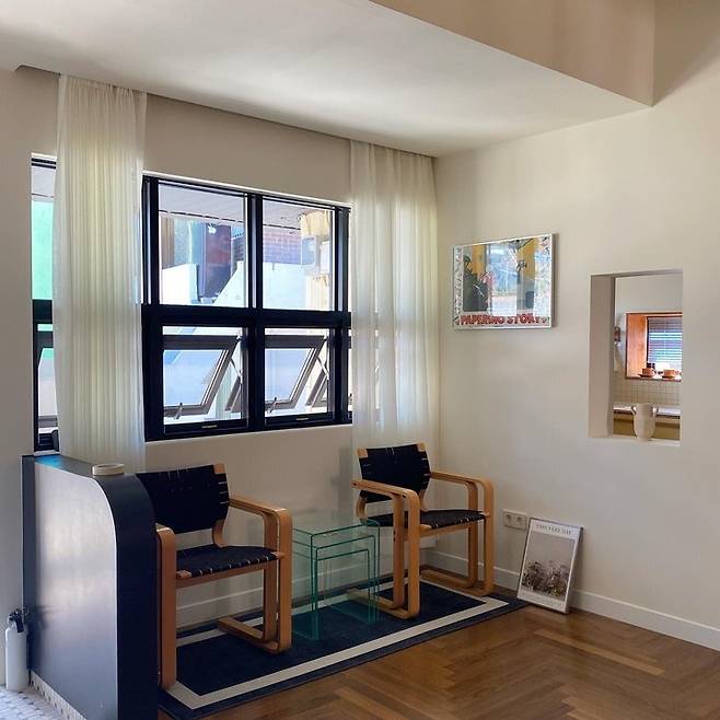 출처: <협탁> 제품 정보 보러 가기 (▲이미지 클릭)