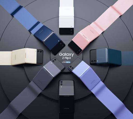 삼성전자 폴더블폰 '갤럭시Z 플립3' 예상 렌더링 /사진=렛츠고디지털