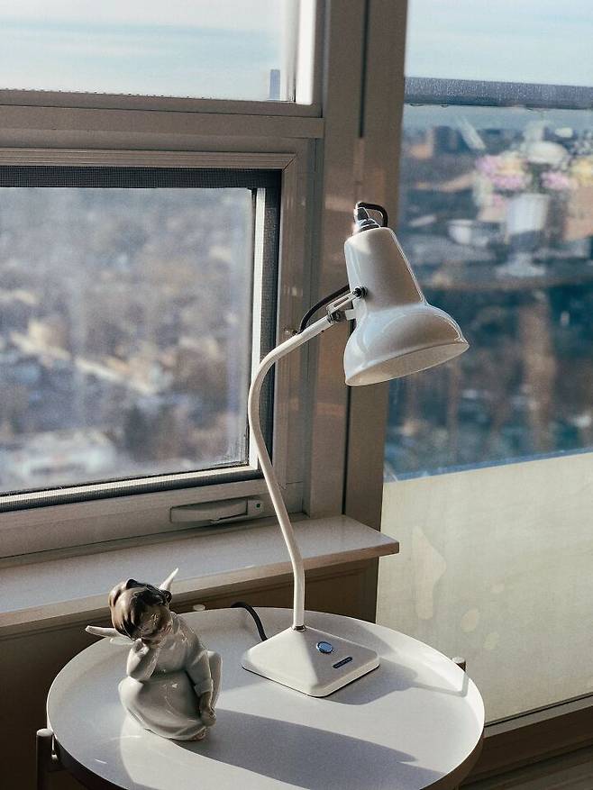 출처: <탁상조명> 등 제품정보 모아보기(▲이미지클릭)