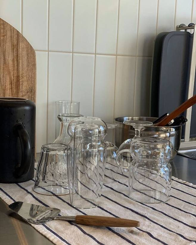 출처: <유리 잔> 제품 정보 보러가기 (▲이미지 클릭)