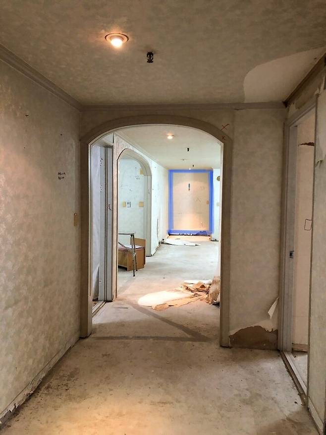 출처: 오늘의집 온라인 집들이 보러가기 (▲ 이미지 클릭)