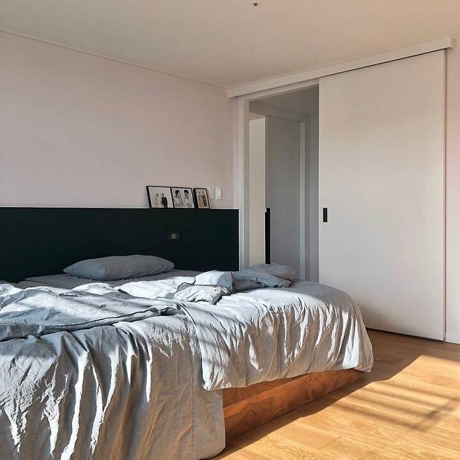 출처: 오늘의집 온라인 집들이 보러가기 (▲ 이미지 클릭)