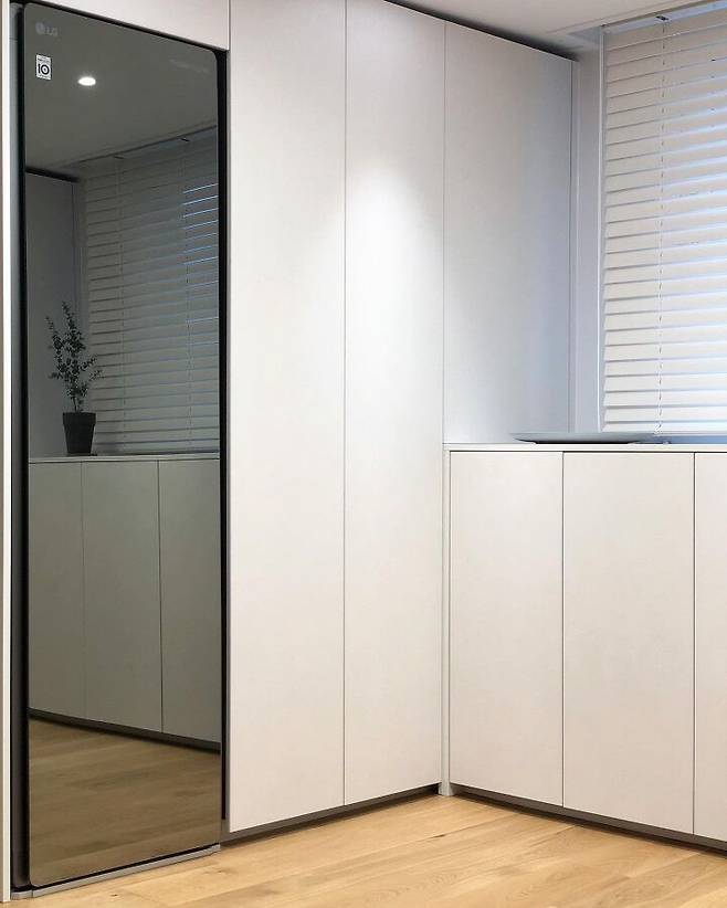 출처: 오늘의집 온라인 집들이 보러가기 (▲ 이미지 클릭)