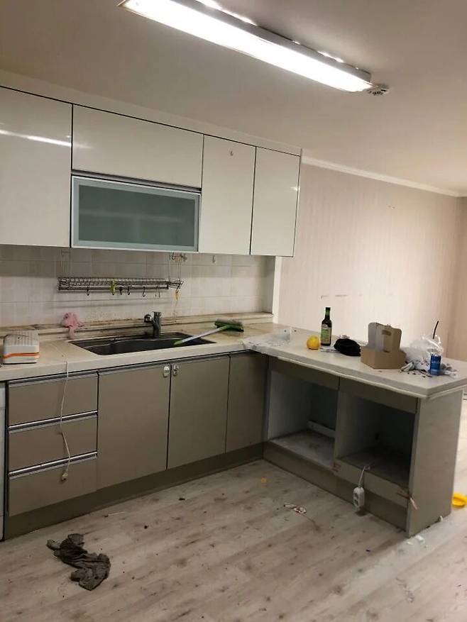 출처: 오늘의집 온라인 집들이 보러가기 (▲ 이미지 클릭)