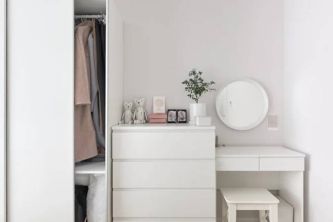 출처: <서랍장> 정보 보러가기 (▲이미지 클릭)