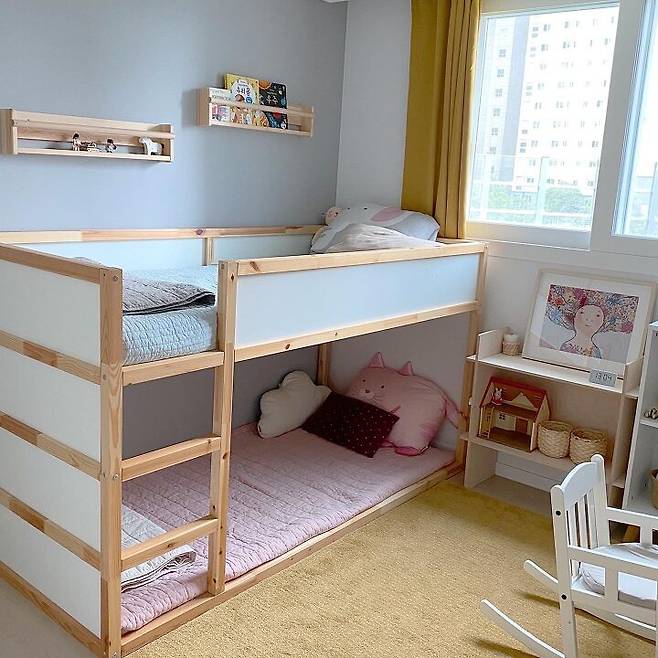 출처: 오늘의집 온라인 집들이 보러가기 (▲ 이미지 클릭)