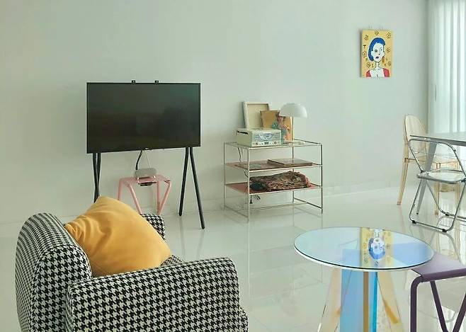 출처: <소파> 정보 보러가기 (▲ 이미지 클릭)