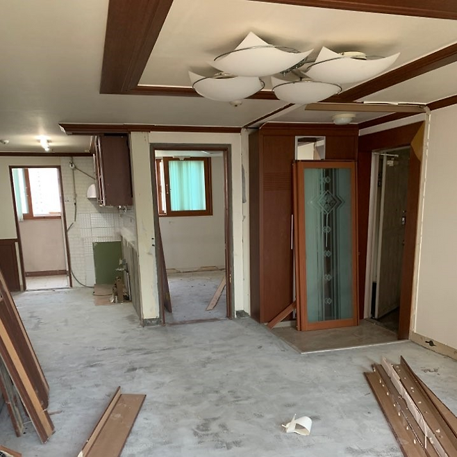 출처: 오늘의집 온라인 집들이 보러가기 (▲ 이미지 클릭)