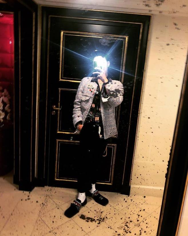 출처: 지드래곤 인스타그램(@xxxibgdrgn)