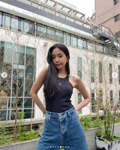 /사진=손나은 인스타그램