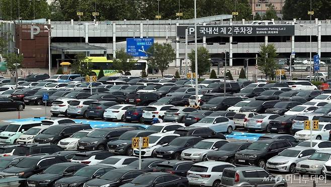 김포공항 주차장./ 사진=이기범 기자
