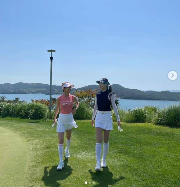 Kwon Yuri tagged Hyoyeon on his SNS on the 2nd with an article entitled Our 15-year-old managers brother.Kwon Yuri and Hyoyeon showed off their friendship by going on a golf round with managers who have been together for a long time.The two were happy to be with their favorite acquaintances and showed their excitement.Meanwhile, Kwon Yuri and Hyoyeon recently appeared on TVN Amazing Saturday - Doremi Market.