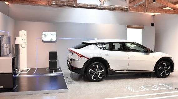 기아 첫 전용 전기차 EV6