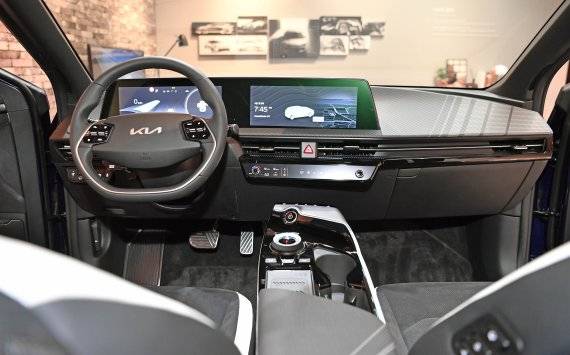 기아 첫 전용 전기차 EV6