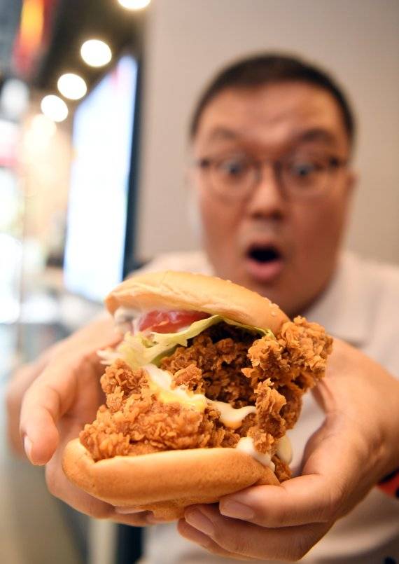 맘스터치 싸이플렉스버거