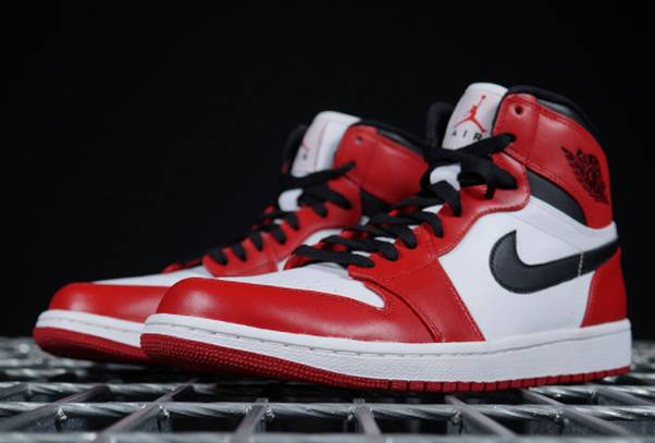 /사진= 에어 조던1 하이 시카고 2013버전 (이미지 출처: 풋셀 커뮤니티)