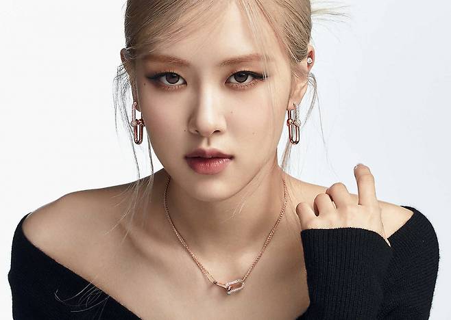 ‘티파니앤코’ 화보. [티파니앤코 공식 홈페이지 캡처]