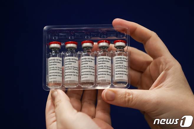 아스트라제네카의 코로나19 백신 © 로이터=뉴스1