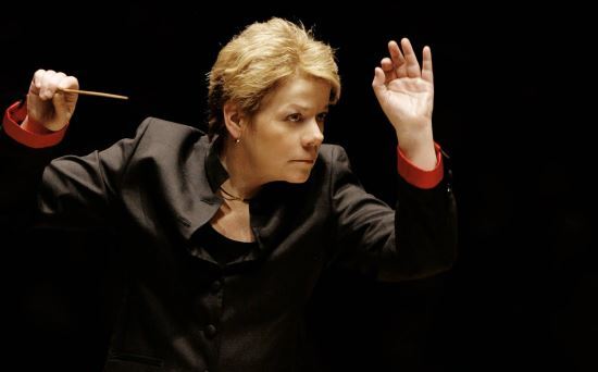 여성 지휘자의 대모’로 불리는 마린 알솝은 2019년 여성 지휘자로는 처음 오스트리아 빈 라디오 심포니 오케스트라의 예술감독이 됐다.    마린 알솝 홈페이지