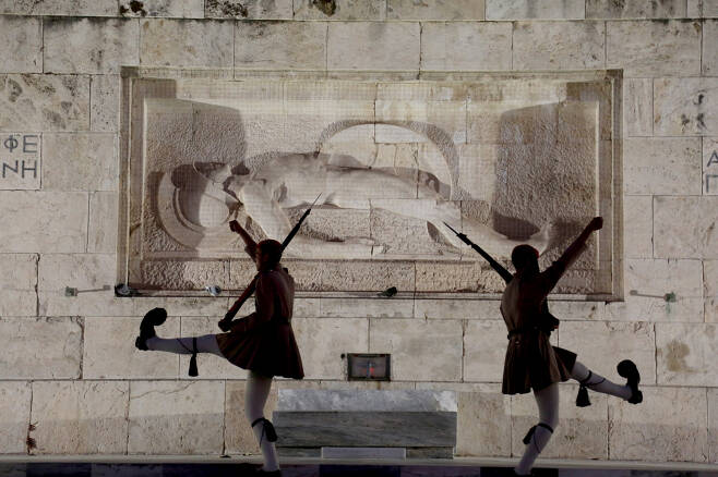 신화를 품은 그리스 유적