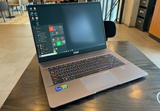 인텔이 대여한 코어 i9-11980HK 프로세서 탑재 노트북 시제품. (사진=지디넷코리아)