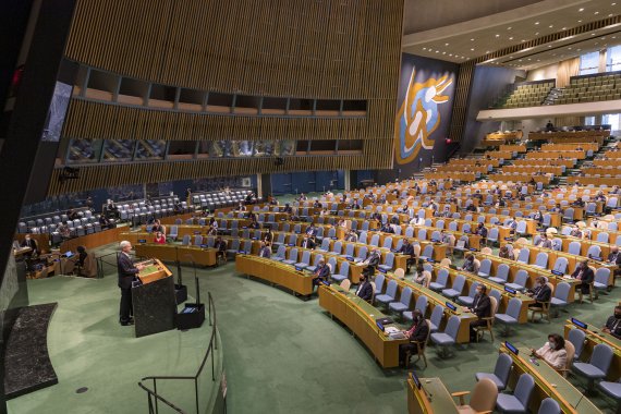 볼칸 보즈크르 유엔총회 의장이 지난 2020년 9월 22일(현지시간) 미국 뉴욕 유엔본부에서 열린 75차 유엔 총회에 참석해 연설하고 있다. 사진=AP, 뉴시스.