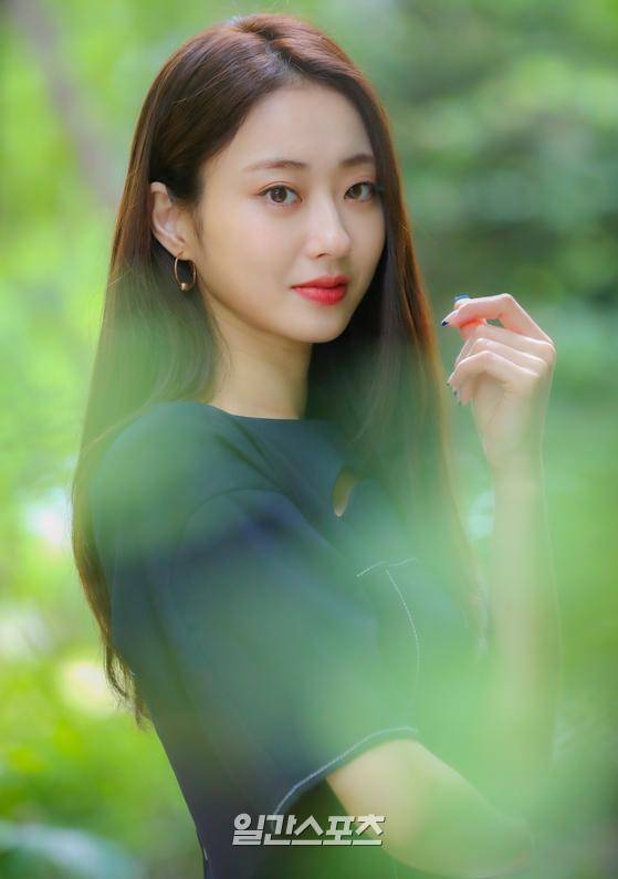 배우 박경리가 7일 오후 서울 마포구 상암동 JTBC에서 일간스포츠와 인터뷰를 가졌다.  박경리는 JTBC 금토드라마 '언더커버'에서 안기부 언더커버 요원으로 활동했던 고윤주(한고은 분)의 청춘 시절을 연기하고 있다. 박세완 기자 park.sewan@jtbc.co.kr / 2021.06.07/