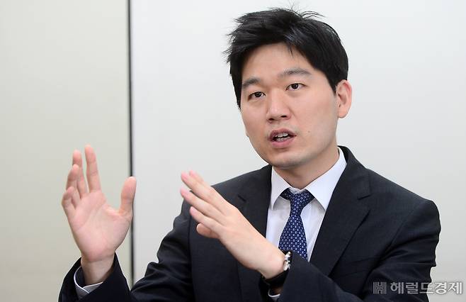 유재근 서울중앙지검 검사. 이상섭 기자 / babtong@heraldcorp.com