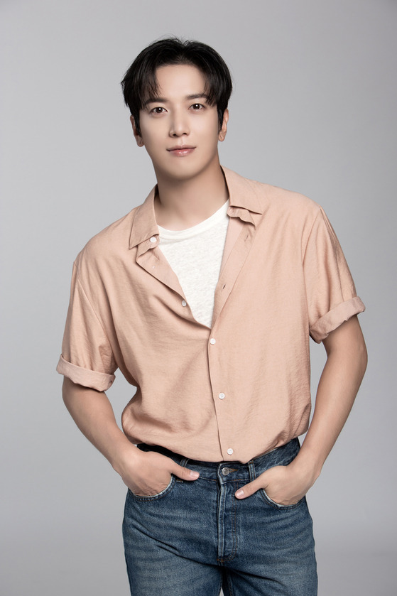 Jung Yong-hwa [FNC ENTERTAINMENT]