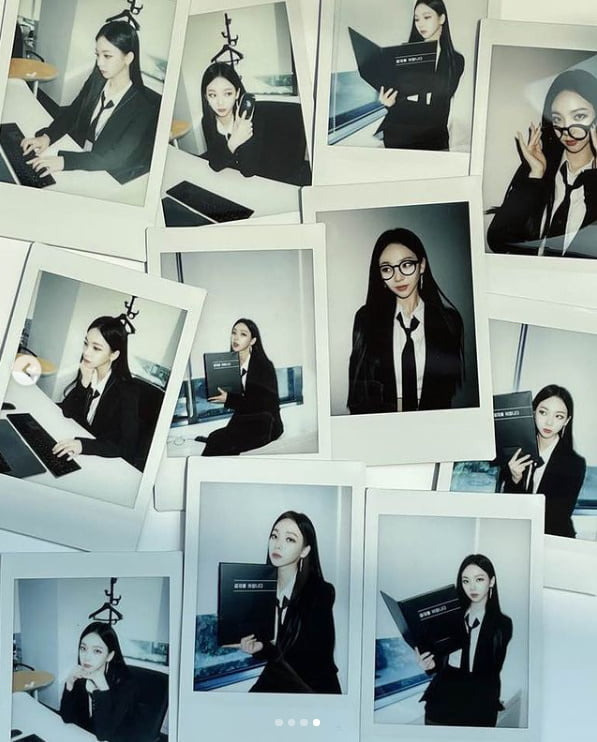 Group Aespa member Karina told of her routineKarina posted a photo of herself on her Aespa official Instagram account on Tuesday.In the photo, Karina wears a black suit and long straight hair to create a chic atmosphere.Meanwhile, Karina is working as Aespas Next Level.Photo: Aespa SNS