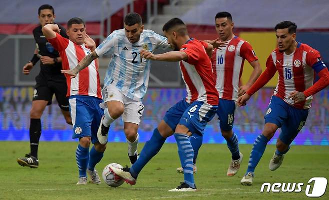 아르헨티나가 코파 아메리카 2021에서 파라과이를 꺾고 조 선두를 달리고 있다. © AFP=뉴스1