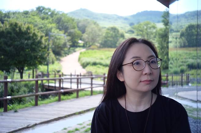 '바늘과 가죽의 시' 소설가 구병모/현대문학