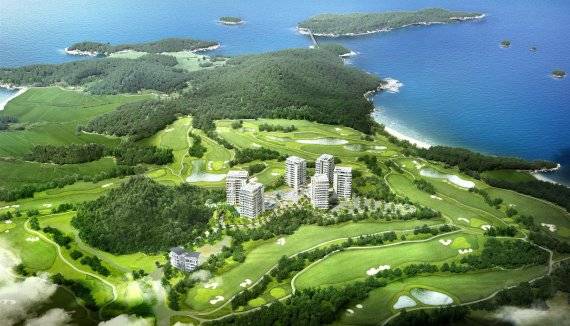 아일랜드리조트&CC 중앙 언덕에 조성되고 있는 고품격 레지스던스 '더 헤븐' 조감도. 5월에 분양에 들어간 더 헤븐은 골프코스와 바다를 한 눈에 바라볼 수 있는 천혜의 입지 조건이 자랑이다. /사진=아일랜드리조트&CC